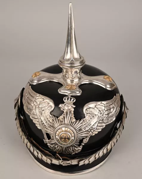 Prussian General a la Suite Pickelhaube Visuel 1 principal
